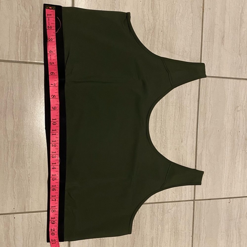 TOMBOYX Compression Top - 4X - Picture 2 of 4